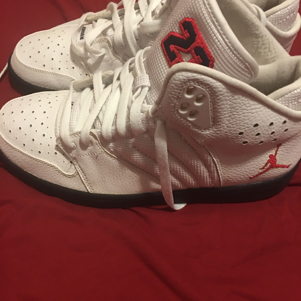 White Air Jordan Airlight